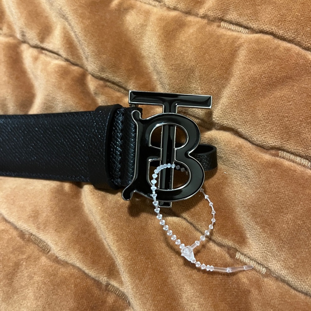 Burberry Black Leather TB Belt